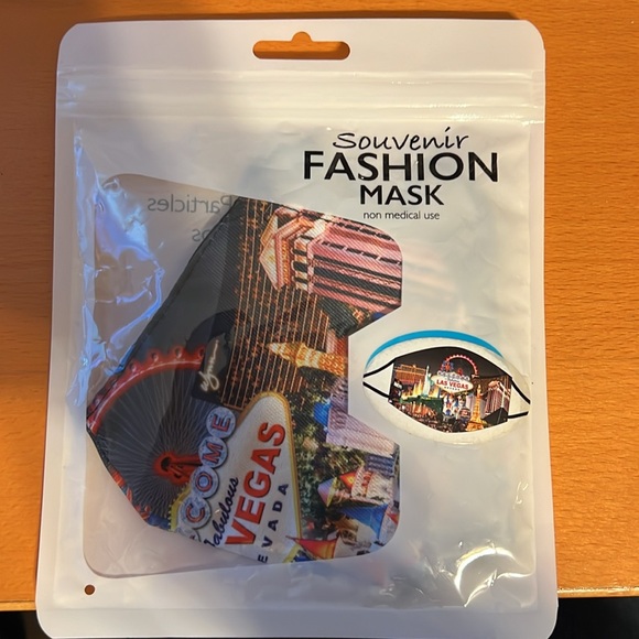 A Las Vegas Souvenir Face Mask with Adjustable Ear Straps - Picture 6 of 8